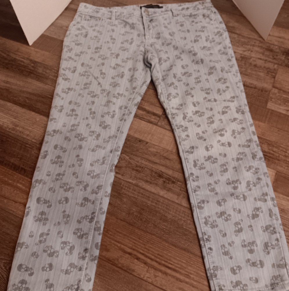 Rue21 Black Skull Light Washed Womens Size 13/14 R